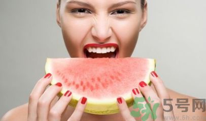 在飯后做運(yùn)動(dòng)什么對(duì)身體好？飯后有什么不能做？