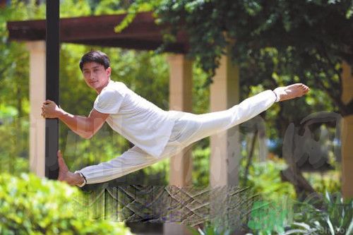 男人劈腿的表現(xiàn)有哪些？怎么判斷一個(gè)男人是否劈腿？