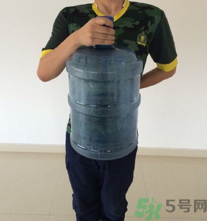 a4腰也叫水桶腰是什么意思？a4腰也叫水桶腰圖片？ 