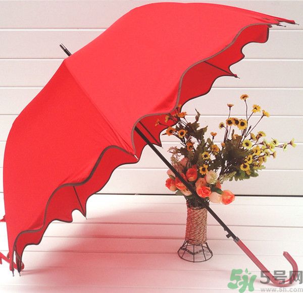 什么地方適合情侶旅游?旅游帶什么東西？