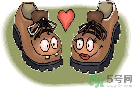 鞋子磨腳怎么辦？鞋子大了怎么辦？