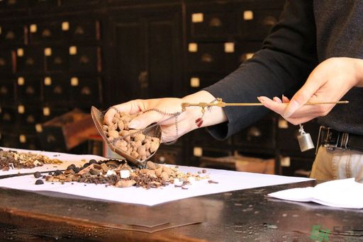 蕁麻疹會(huì)不會(huì)傳染？蕁麻疹怎么治才能好？