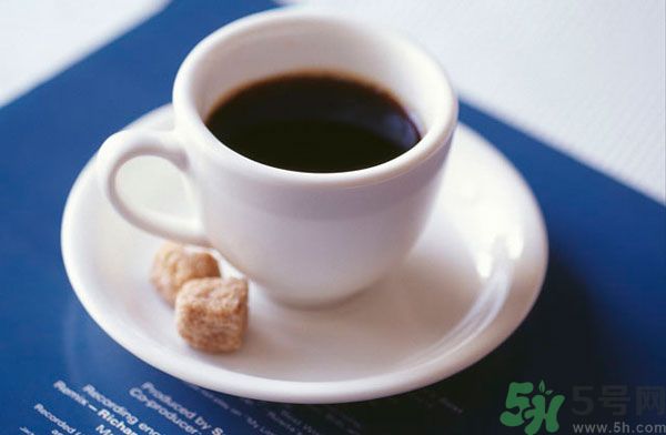 感冒頭痛可以喝咖啡嗎？頭痛喝咖啡好嗎？