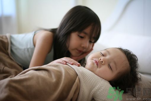 睡覺(jué)能戴手表嗎？睡覺(jué)不能帶的東西有哪些？