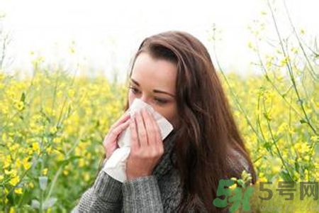 花粉過(guò)敏怎么辦？花粉過(guò)敏的癥狀？