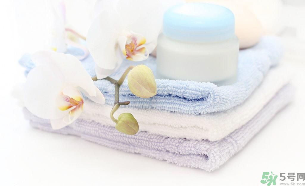 角質(zhì)層薄用什么護膚品？角質(zhì)層薄用什么洗面奶？