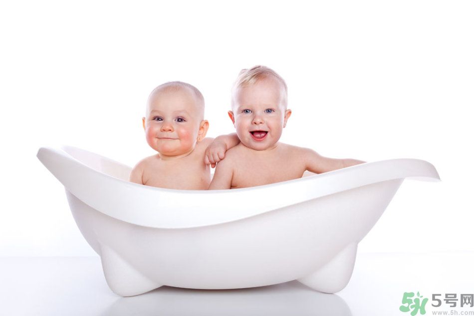 寶寶不睡覺怎么辦？寶寶不睡覺怎么回事？