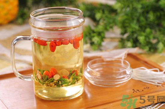 眼睛干澀怎么辦？眼睛干澀吃什么好？