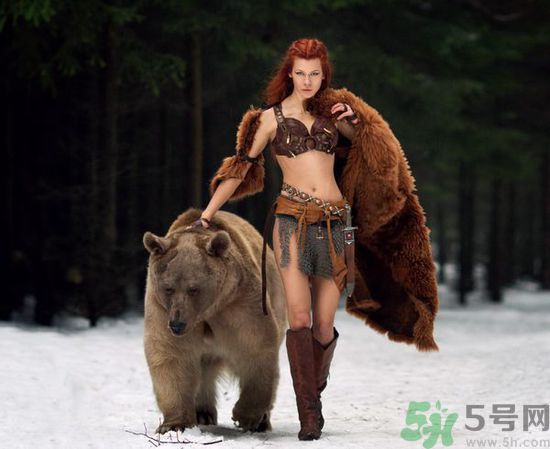 公交車遇到色狼怎么辦？防色狼手冊教你一招搞定！