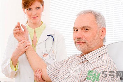 因早餐亂吃6個(gè)月突發(fā)肝癌 吃咸菜會(huì)致癌嗎? 因早餐亂吃6個(gè)月突發(fā)肝癌 吃咸菜會(huì)致癌嗎?