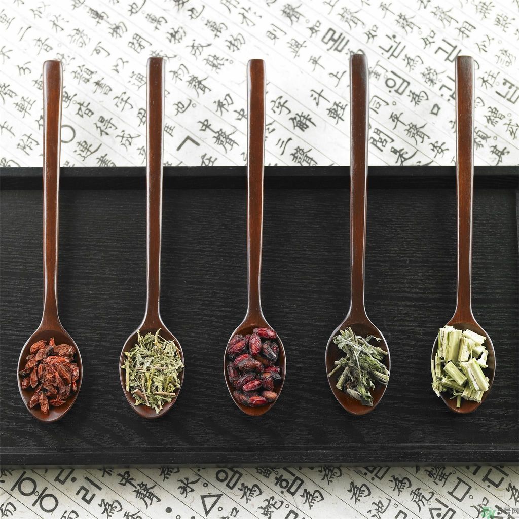 月經(jīng)量多怎么辦？月經(jīng)量多是什么原因？