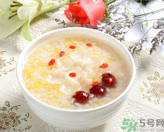 貧血吃什么補(bǔ)血？貧血吃阿膠好嗎？