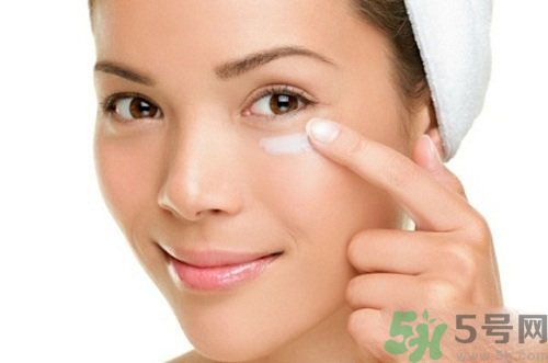 怎么去眼袋？去眼袋的方法有哪些？