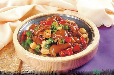 吃豬蹄可以豐胸嗎？吃豬蹄可以美容嗎？