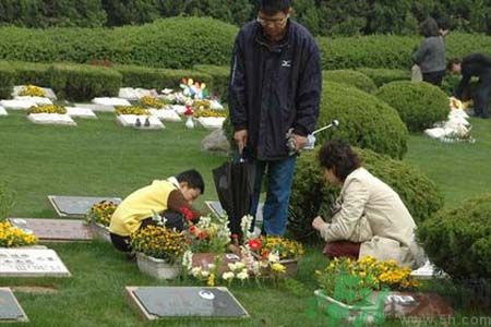 清明節(jié)的習(xí)俗有哪些？清明節(jié)吃什么？