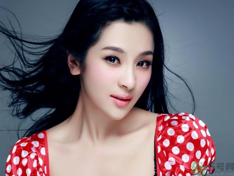 女生手腳冰涼是什么原因？手腳冰涼怎么調(diào)理？