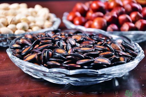 高血脂可以吃花生嗎？高血脂可以吃瓜子嗎？