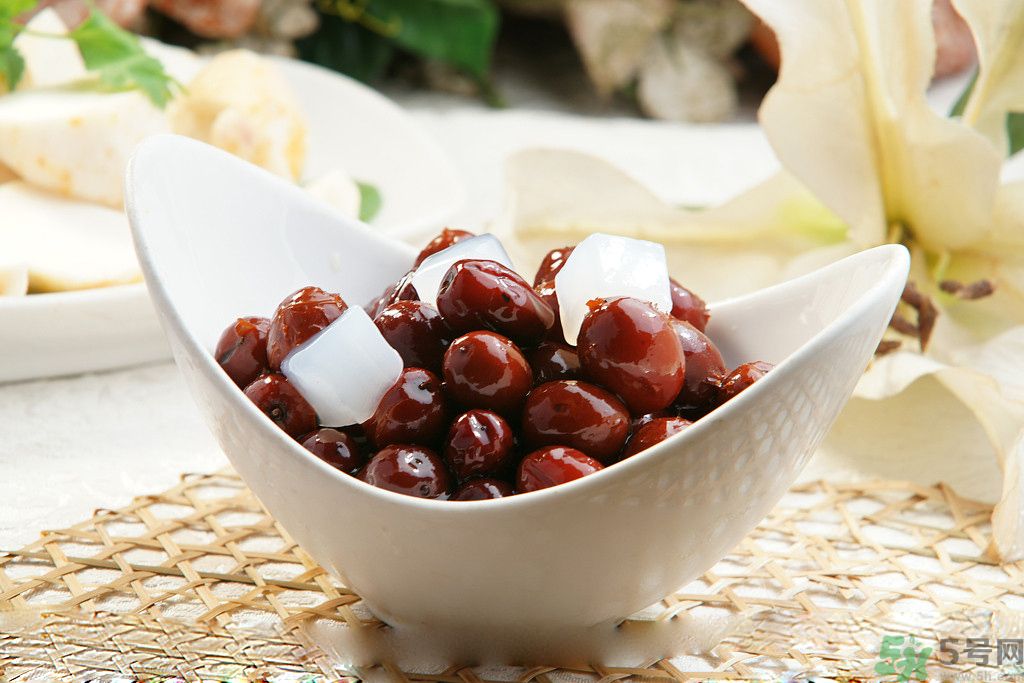 高血脂可以吃核桃嗎？高血脂可以吃紅棗嗎？