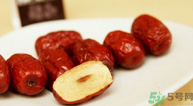 高血脂可以吃核桃嗎？高血脂可以吃紅棗嗎？