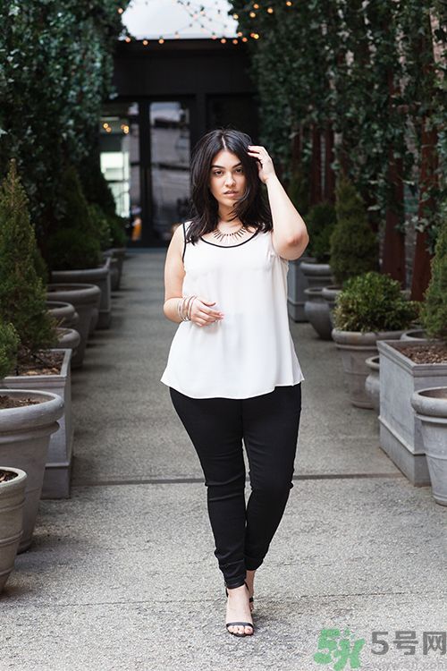 長得胖女生怎么穿衣服顯瘦？胖女孩穿什么褲子好？