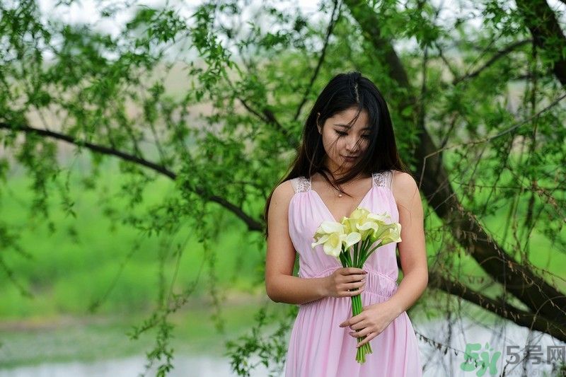 清明踏青穿什么衣服？清明踏青要注意什么？