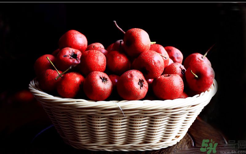 高血脂吃什么水果好？什么水果可以降血脂？