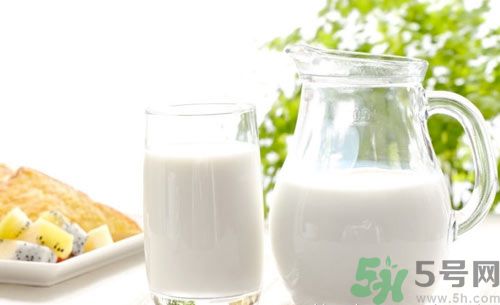 膽固醇高可以吃花生嗎？膽固醇高可以喝牛奶嗎？