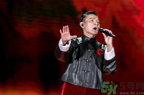 人工受孕成功劉德華二度當(dāng)爸 人工受孕是怎么做的? 人工受孕成功劉德華二度當(dāng)爸 人工受孕是怎么做的?