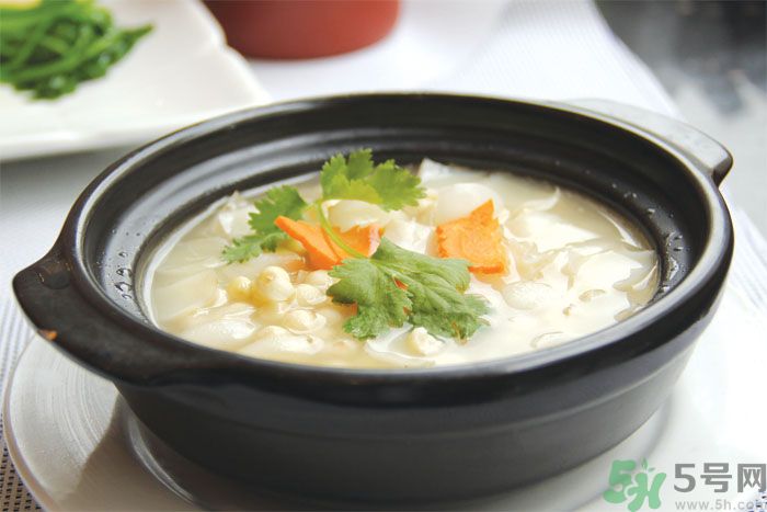 百合可以煲湯嗎？百合煲湯有哪些做法？