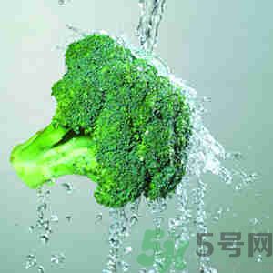 西藍(lán)花怎么才能洗干凈？西藍(lán)花要怎么切？