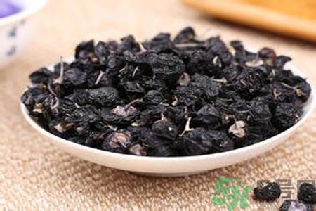 黑枸杞有什么功效？黑枸杞的好處有哪些？