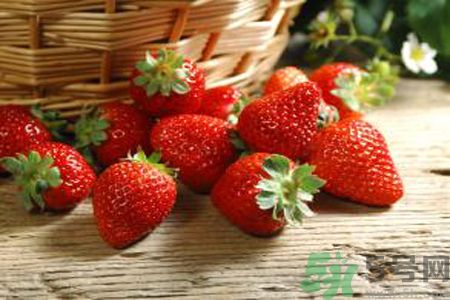 糖尿病可以吃草莓嗎？糖尿病吃草莓好嗎？