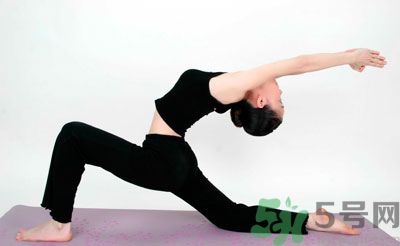 哪些瑜伽動(dòng)作可以瘦腰？瘦腰的瑜伽動(dòng)作有哪些？