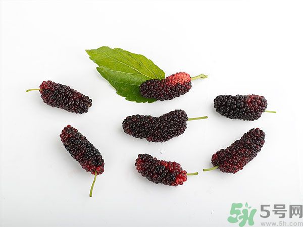 哺乳期能不能吃桑葚？桑葚產(chǎn)婦能吃嗎？