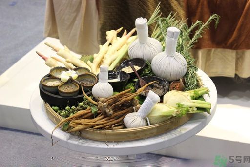 胃潰瘍吃什么藥？調(diào)理胃潰瘍的藥有哪些？