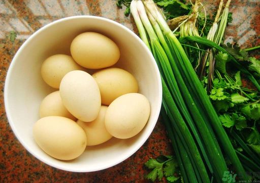 痛風(fēng)能吃雞蛋嗎？痛風(fēng)吃雞蛋好嗎？