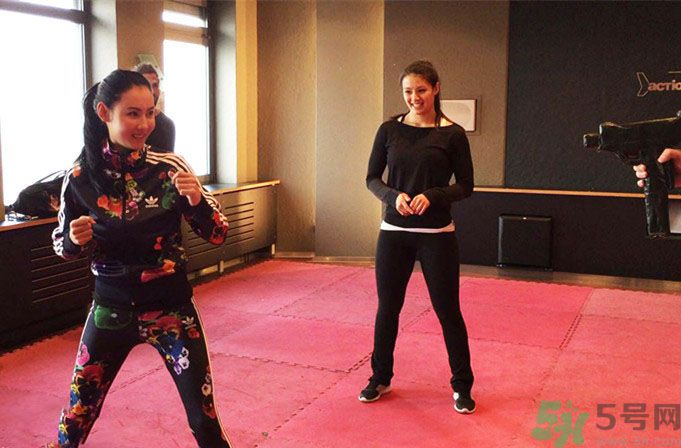 張柏芝復出拍戲很缺錢？TOP入伍前最后一次給了張柏芝！