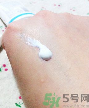 apieu防曬霜怎么樣？apieu防曬霜好用嗎？