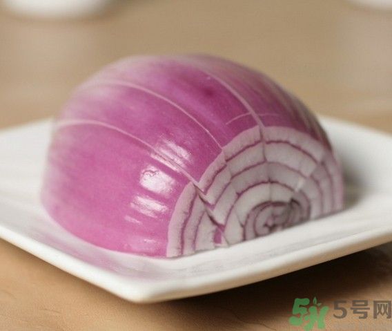 洋蔥可以和魚一起吃嗎？洋蔥不可以和什么一起吃？