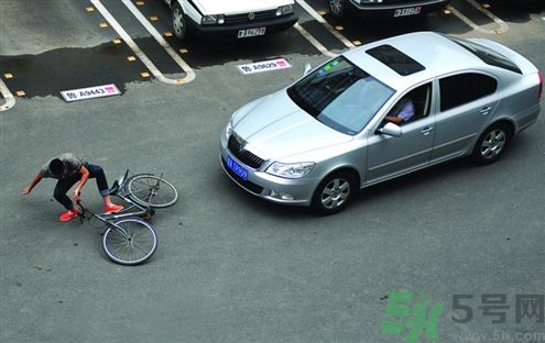 碰瓷影后是怎么回事？遇到碰瓷怎么辦？