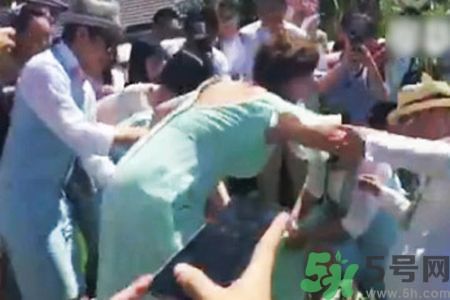 伴娘怕被整簽禁止鬧婚協(xié)議是怎么回事？整伴娘的招數(shù)有哪些？