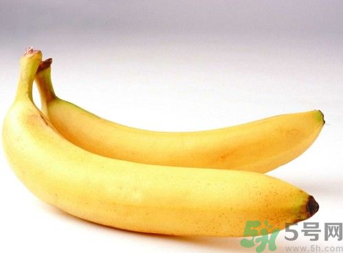 香蕉皮是青的可以吃嗎？吃香蕉要注意什么？