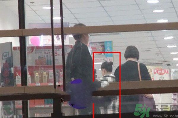 佟大為三度當(dāng)?shù)?佟大為有兒子嗎？