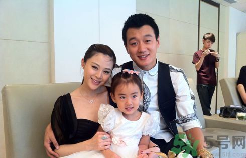 佟大為三度當(dāng)?shù)?佟大為有兒子嗎？