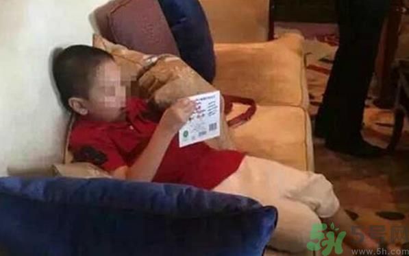 男孩遭校長暴打的結(jié)果是什么？男孩遭校長暴打的真相是什么？