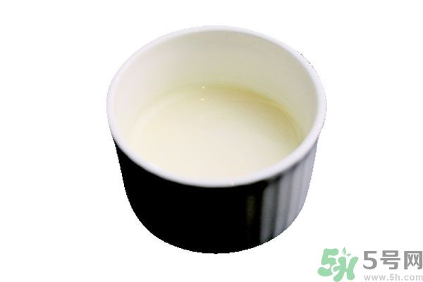 牛奶過期了還能怎么利用？牛奶能去魚腥味嗎？