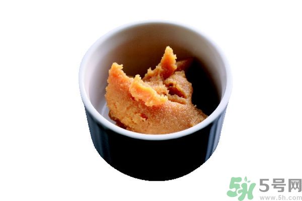 牛奶過期了還能怎么利用？牛奶能去魚腥味嗎？