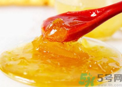 蜂蜜擦臉可以祛斑嗎？蜂蜜祛斑最簡單的方法