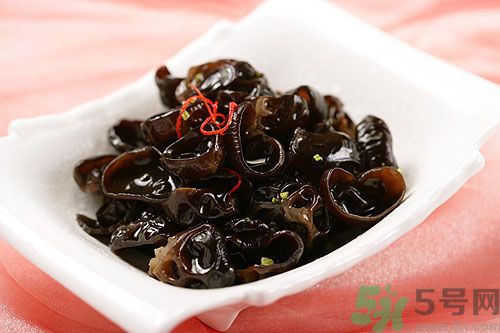 萵筍可以和木耳一起炒嗎？萵筍和木耳一起炒好嗎？