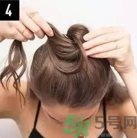 半丸子頭怎么扎?半丸子頭扎發(fā)視頻教程